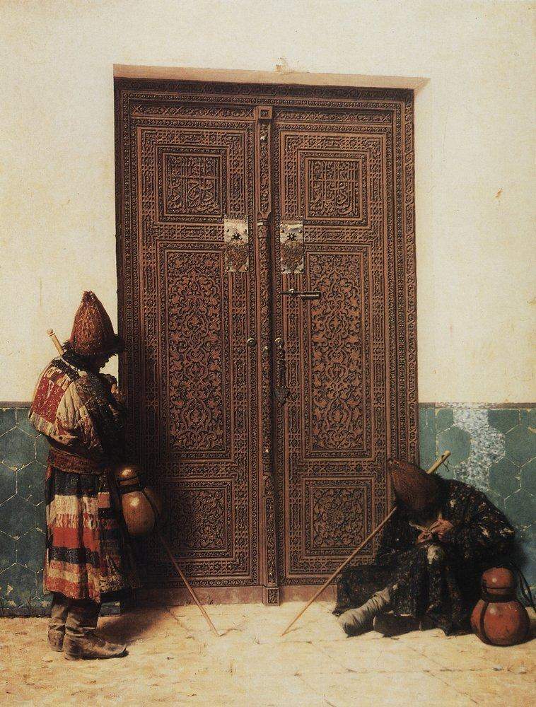 At the Door of a Mosque — Василий Верещагин
